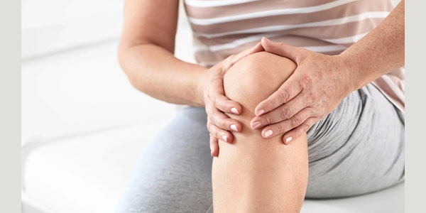 رفع خشکی زانوها؛ نقد و بررسی تخصصی سلادرین نیچرز پلنتی